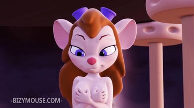 BizyMouse Slips Her Tight Zipper