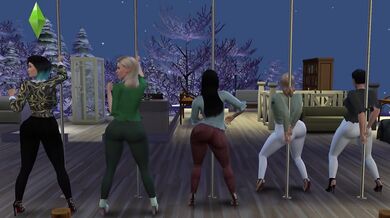 Kardashian Sluts Twerk and Swallow