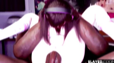 Fly With Me: A Magical Ride on the Carpet [Blu-ray 37]