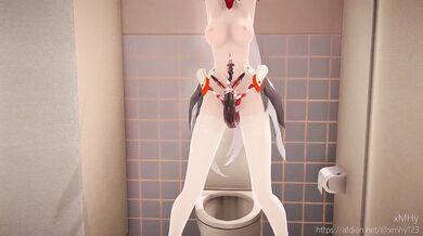 Insect Fuck Fest in the Bathroom with Honkai Impact and XMHY!