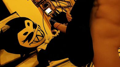 - Thick Thighs, Juicy Buns and Lots of Fun in the Studio!