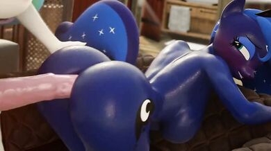 Luna Takes It In the Ass From Futa Celestia Doggy Style - EroStud