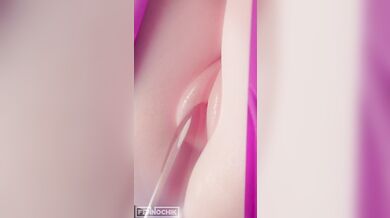 Glass Dildo Dominates the Shemale [Fennochio]