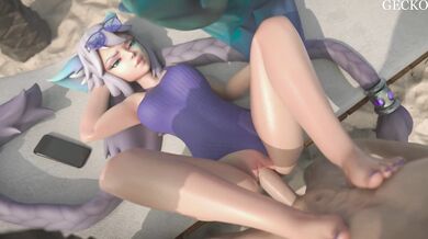 Gecko's Girl Gone Wild Amidst Curious Chums