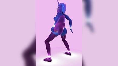 Luna's Sticky Situation: A Silent Sensation