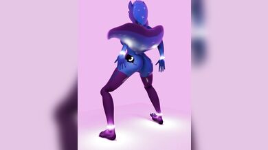 Luna's Sticky Situation: A Silent Sensation