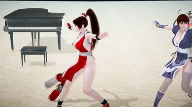 Kasumi DOA and Mai Shiranui's Dance Off