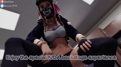 Ahri's Tounge-Twistery with Akali and Their Fan-Splosion Orgy