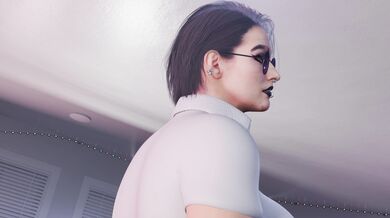 A Nerdy Girl's Explosive Orgasmic Adventures [FullmetalDude][NO WM]