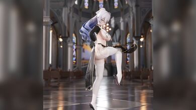 Daring Lupin's Erotic Dance Performance in Hentai Anime 'MMDR18 BRONYA No. 5'