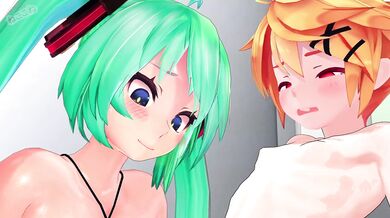 Nekoko Miku's Sultry Shower Session