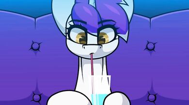 Three-Way Randy Pony Play [Tarantuloo]