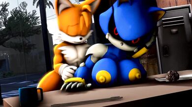 Sonic's Tail-Swingin' Sons Bust a Nut on Metallic Dudes!
