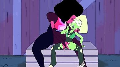 Pink Power: Garnet and Peridot Get It On!
