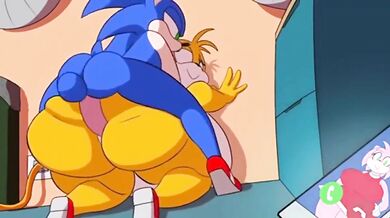 Sonic bangs Tails' ass