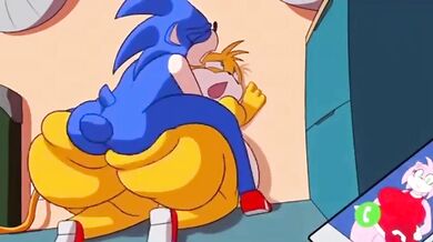 Sonic bangs Tails' ass