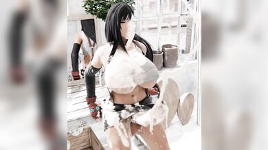 Tifa Lockhart's Futanari Milk Shower Orgy [Futanari]