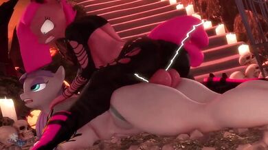 Horny Goat Screws Dirty Hooves and Leaves Her Wet and Creamy