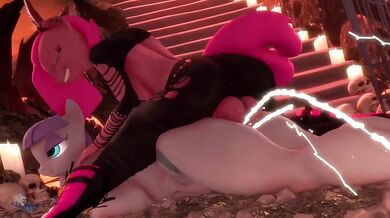 Horny Goat Screws Dirty Hooves and Leaves Her Wet and Creamy