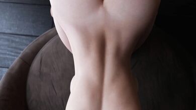 Bent Over 4K Honta