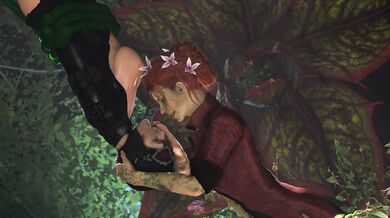 Poison Ivy and Catwoman's Lesbian Liplock