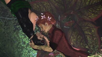 Poison Ivy and Catwoman's Lesbian Liplock