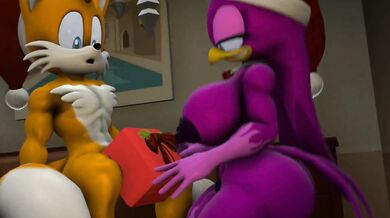 Sailor Tails and Sonic's Girlfriend Have a Summer Fling [sarahdellen]