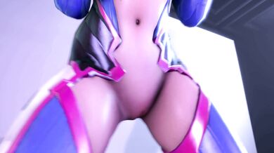 Two girls one cup: Noname55 and Dva_Dance's wild threesome sex party