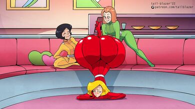 Big Booty Blast: Clover's Tail-Banging Bonanza