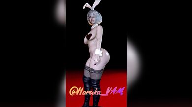 Tits & Ass Showcase with QOS Bunny 2B