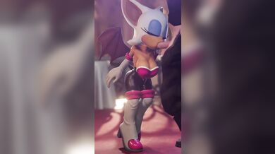 Big Boobs vs Small Peach: A Tale of Two Sizes