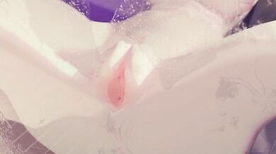Sexy Unicorn Gets Soapy in the Shower and Tempts Melvelvin with her Wet Body [Ultra HD]