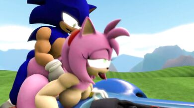Sonamy's Juicy Booty Goes Wild in 'Booty Loose'
