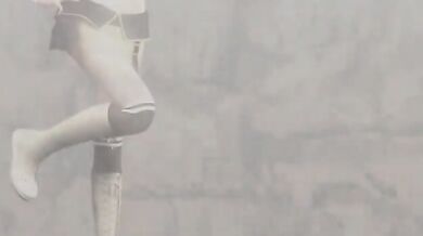 Tight & Wet Lara Croft [T-graph]