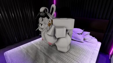 Slut Gets Nailed on My Bed in Full Length Fuckfest!