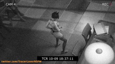 Female Tracer Masturbates and Ejaculates Alone