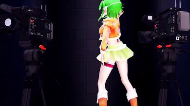 Gumi's Nude Pole Dance [Yamamoto]