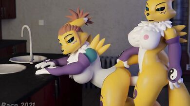Bacn Splashes Cum in the Kitchen Fun!