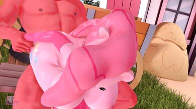 Pinkie Pie's Hooves are for More Than Just Art in 'Bonk Bonk'