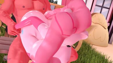Pinkie Pie's Hooves are for More Than Just Art in 'Bonk Bonk'