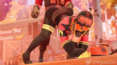 Furious Fuck Fest: Female Stingers and Horny Bees Invade the Hive!