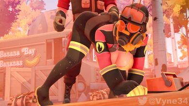 Furious Fuck Fest: Female Stingers and Horny Bees Invade the Hive!