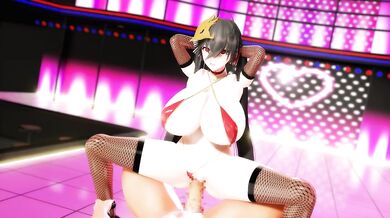Cosplaying Taihou from Azur Lane, HimmelSky Gets Ready to Squirt