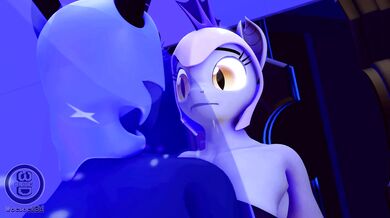 The Night Guard and the Moon Goddess have a secret rendezvous, but when the night guard gets caught in her spell, he becomes her helpless victim.