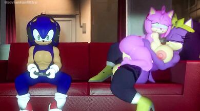 Sonic's Mom Gets Loud and Lewd in a Very Hot Meet-and-Greet!