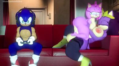 Sonic's Mom Gets Loud and Lewd in a Very Hot Meet-and-Greet!