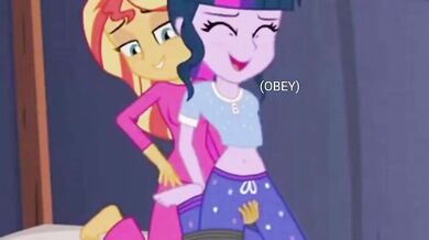Sunset Shimmer dominates Twilight Sparkles in 'Mistress' bondage fantasy