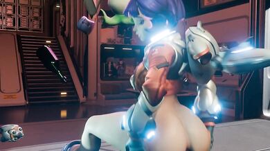 Jiggle Juno's Zero-G Boobs with Perky Pleasure!
