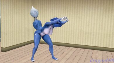 Krystal's Naked Cammy Stretching Session