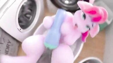 Pinkie Pie's Futa Horny Laundry [DCD]